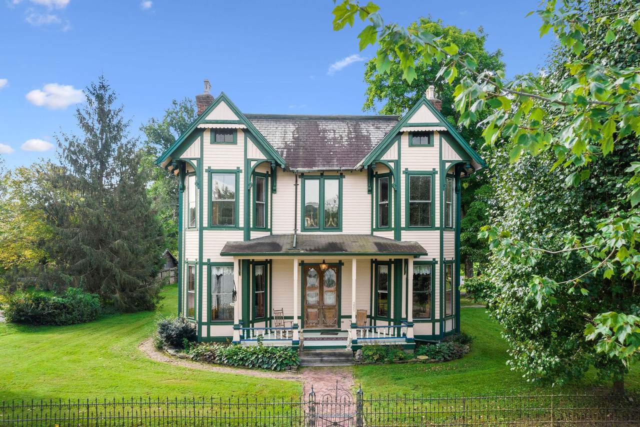 325 Riverside Drive - Photo 1