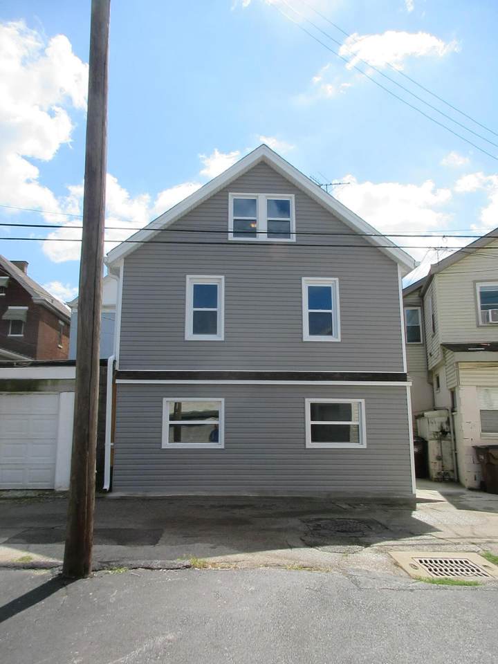 117 Adela Avenue - Photo 1