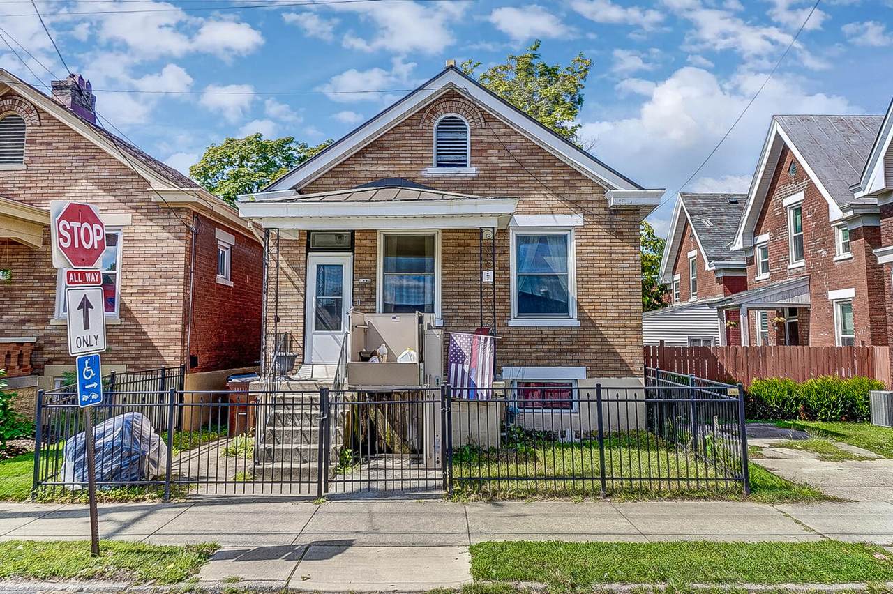 1805 Russell Street - Photo 1