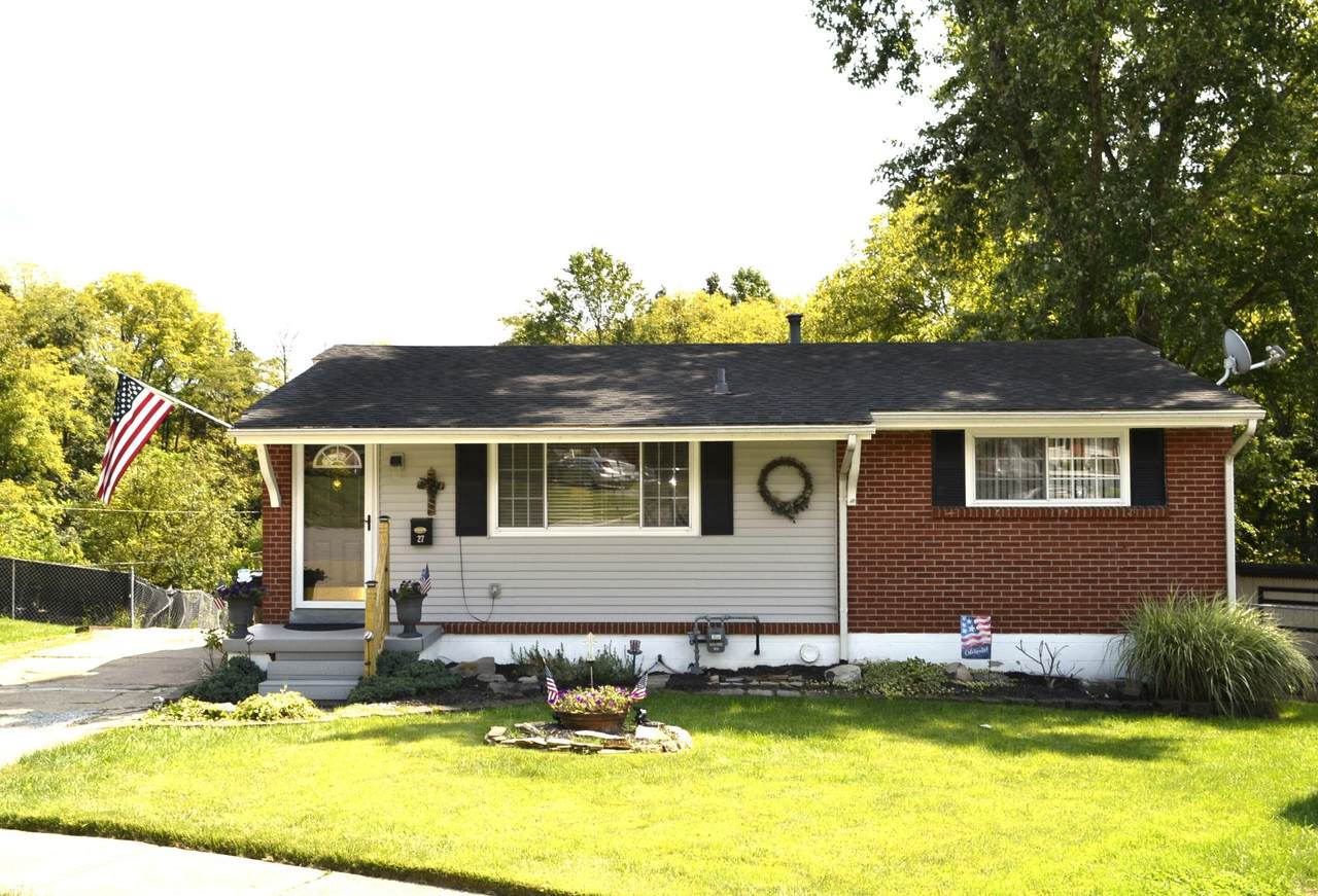 27 Elmwood Court - Photo 1