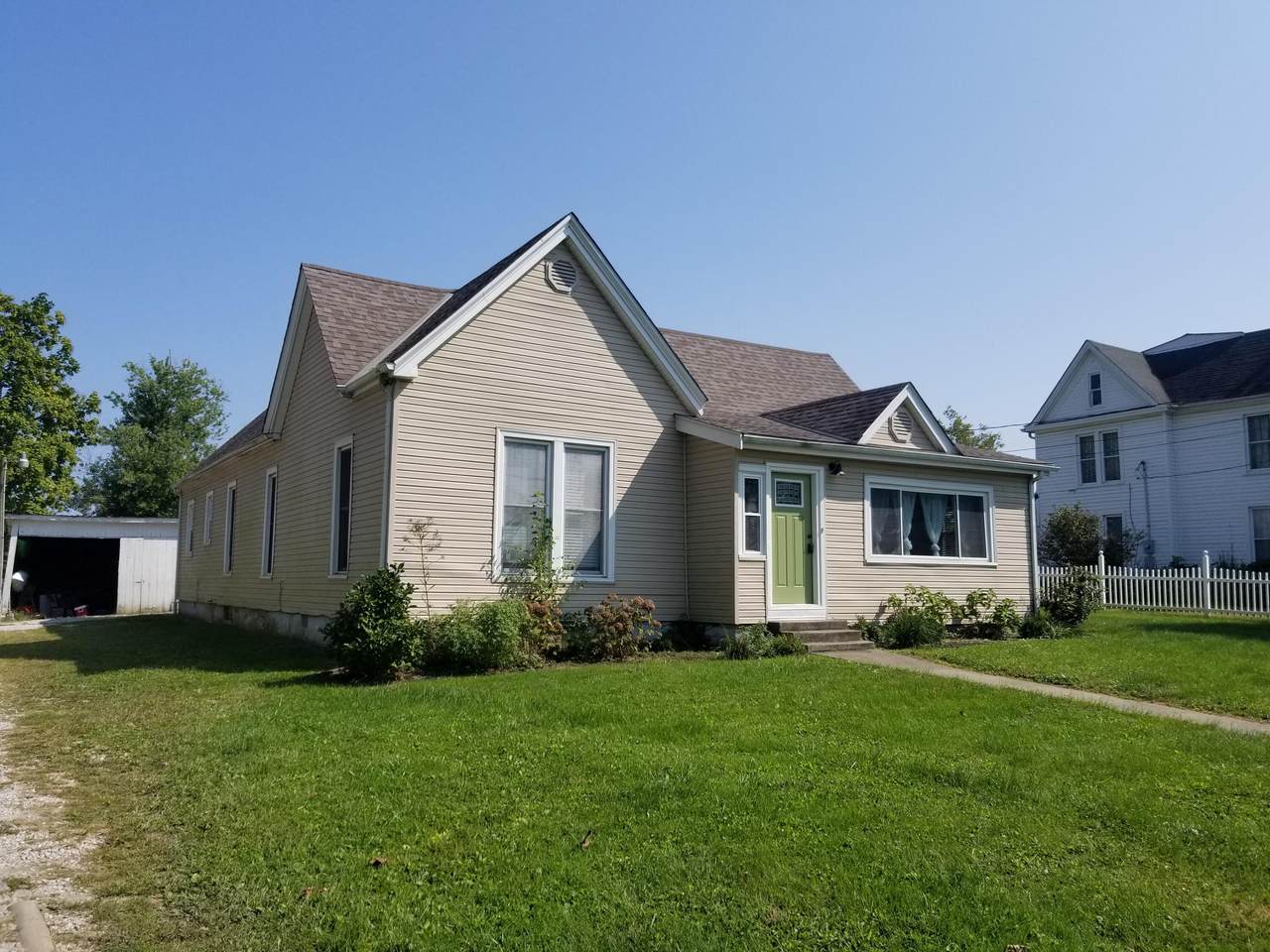 205 Roland Avenue - Photo 1