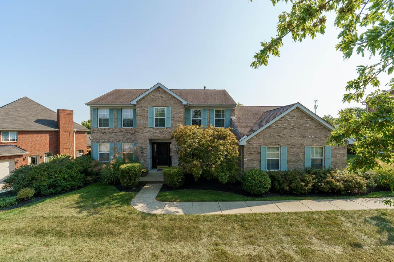 725 Lakewood Drive - Photo 1