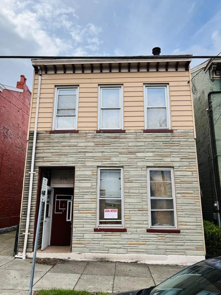 926 York Street - Photo 1