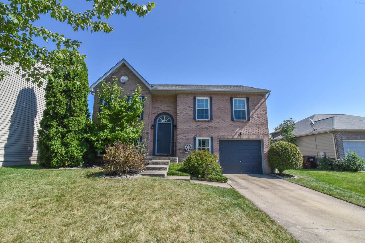 2752 Ridgefield Drive - Photo 1