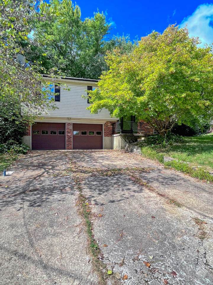 10105 Indian Hill Drive - Photo 1