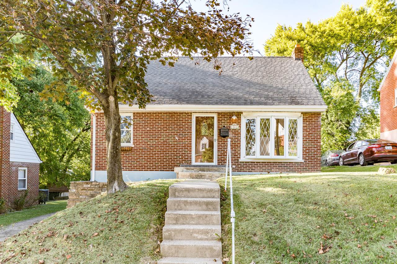 343 Bonnie Leslie Avenue - Photo 1
