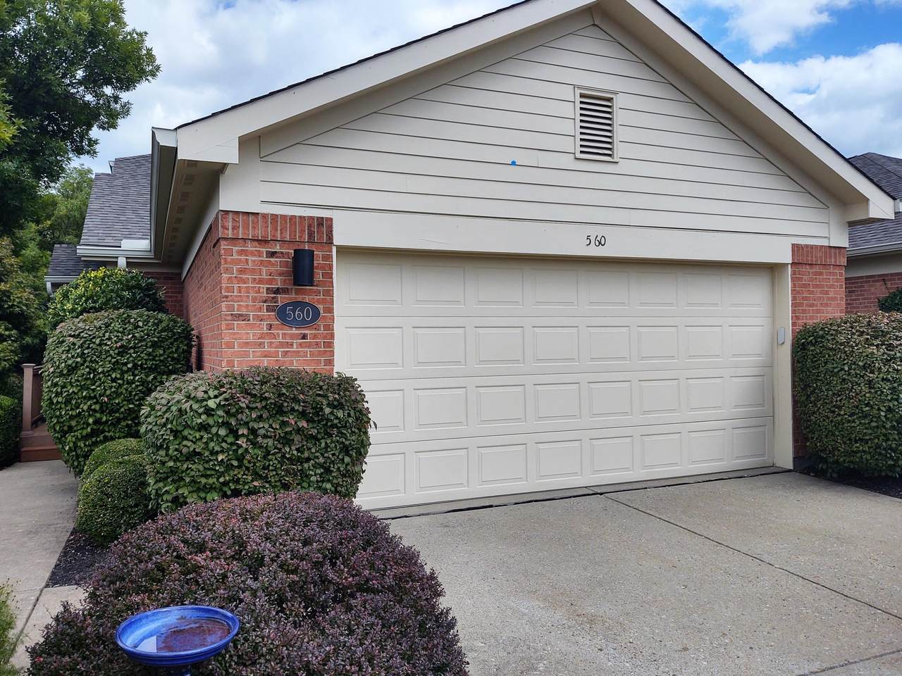 560 Palmer Court - Photo 1