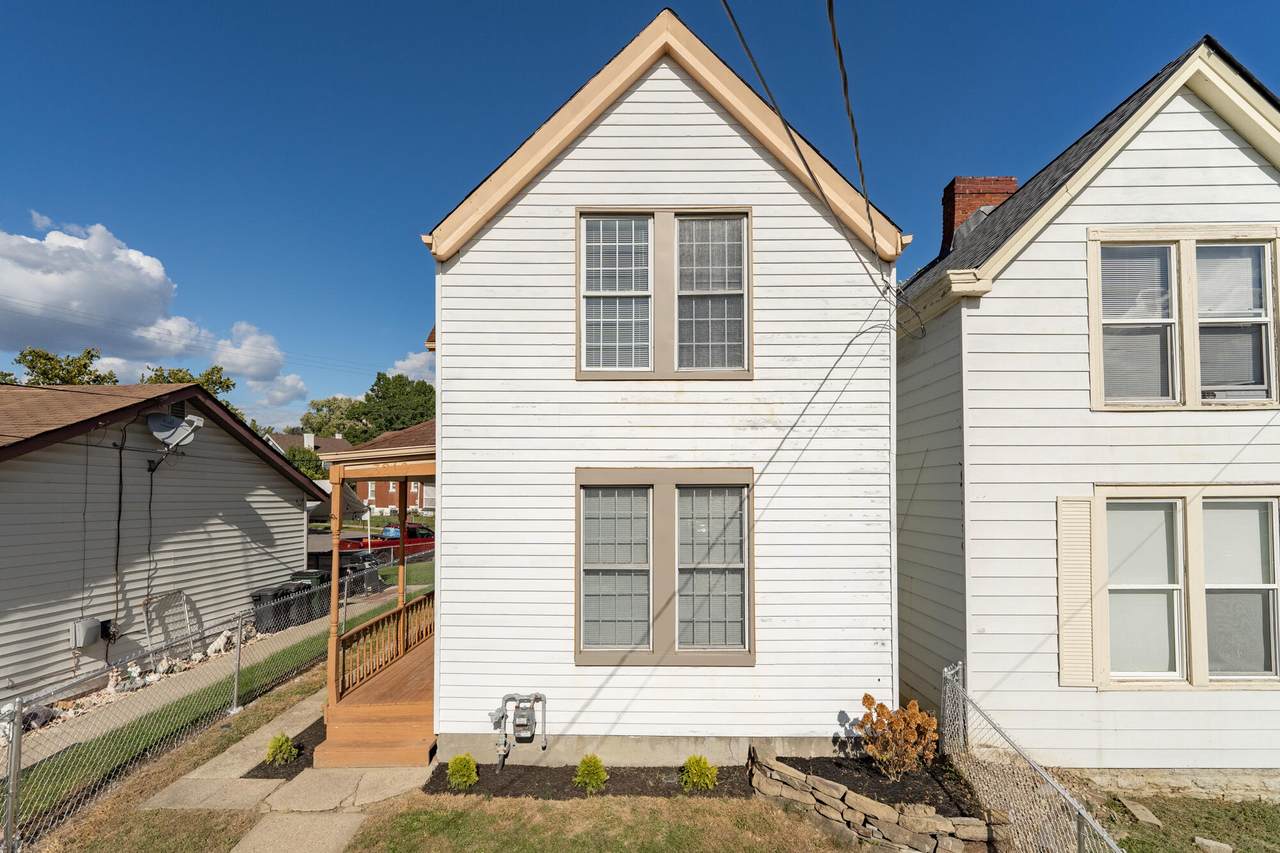 3210 Grace Avenue - Photo 1