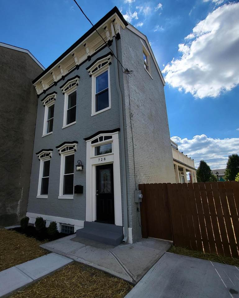 728 Central Avenue - Photo 1