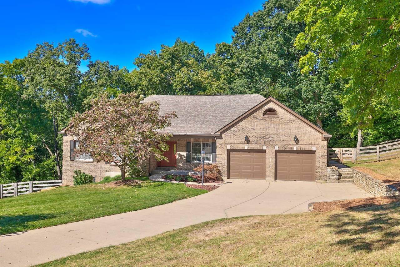 8727 Valleyview Drive - Photo 1