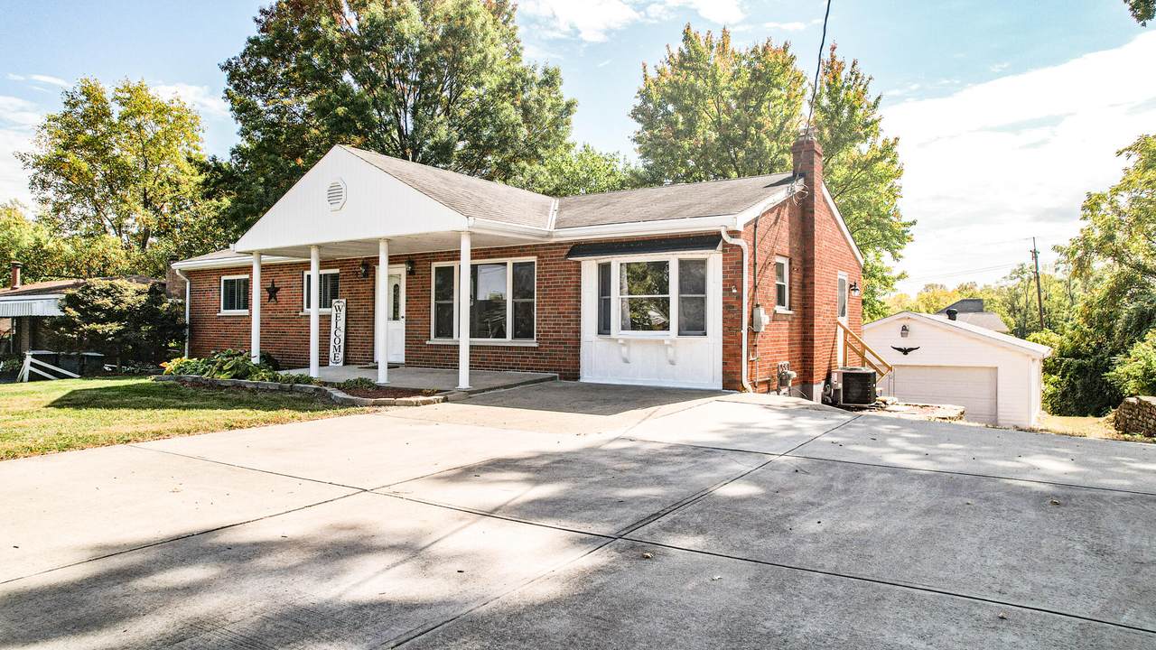 13 Langview Drive - Photo 1