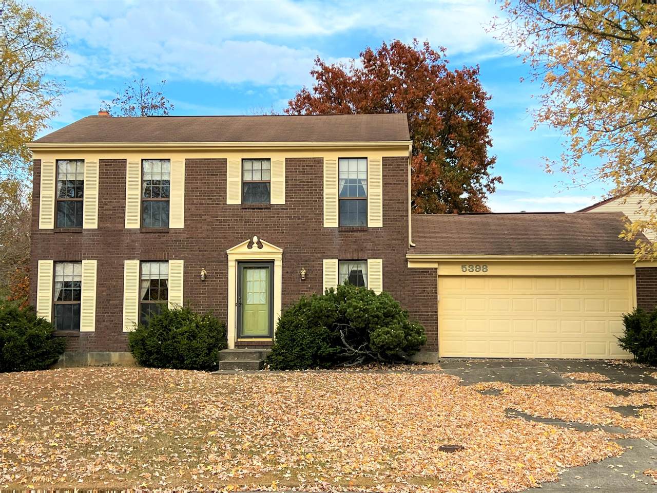5398 Shadow Hill Court - Photo 1