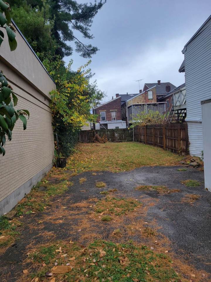 634 Dayton Street - Photo 1