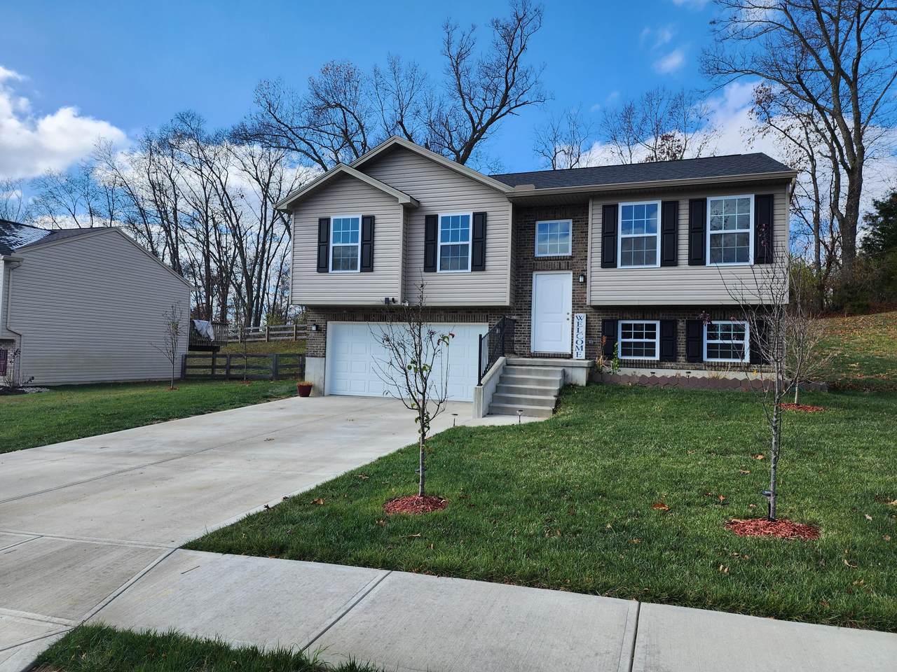 480 Eagle Creek Drive - Photo 1