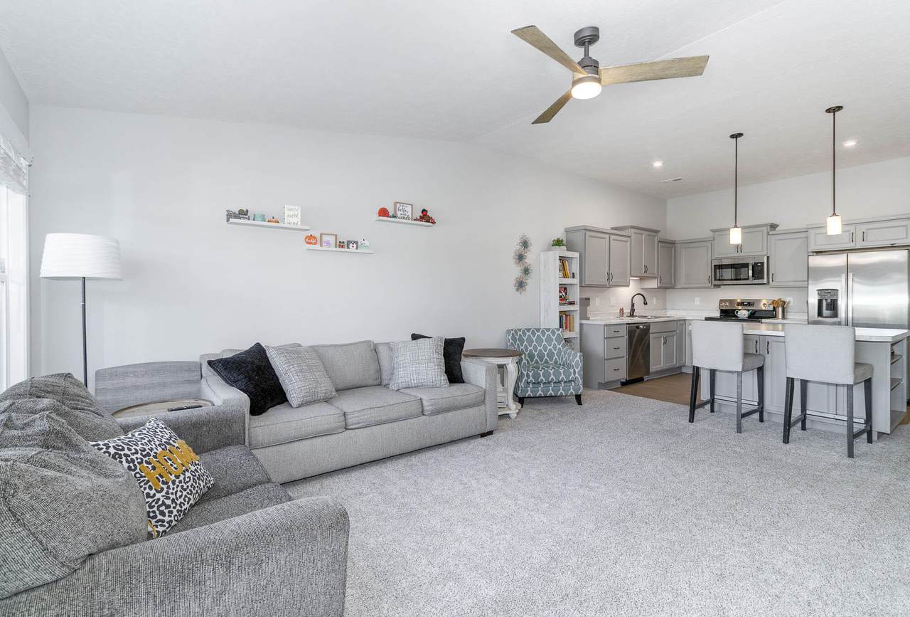7612 Woodhaven Ct - Photo 1