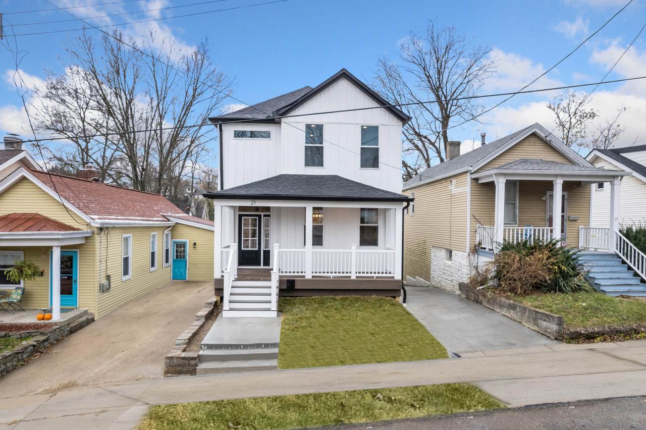 21 Garrison Avenue - Photo 1