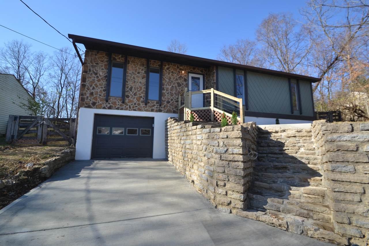 1445 Garvey Avenue - Photo 1