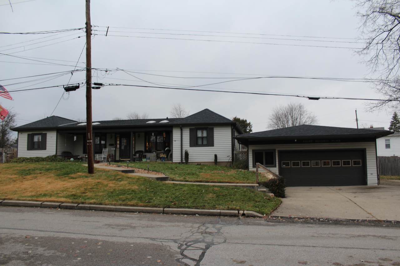 8 Beverly Place - Photo 1