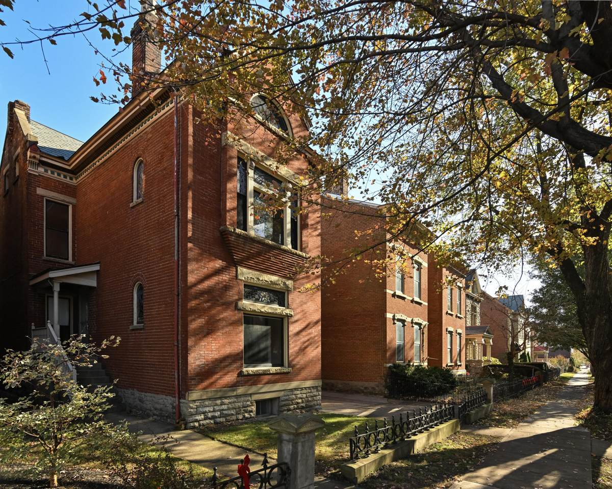 305 Overton Street - Photo 1