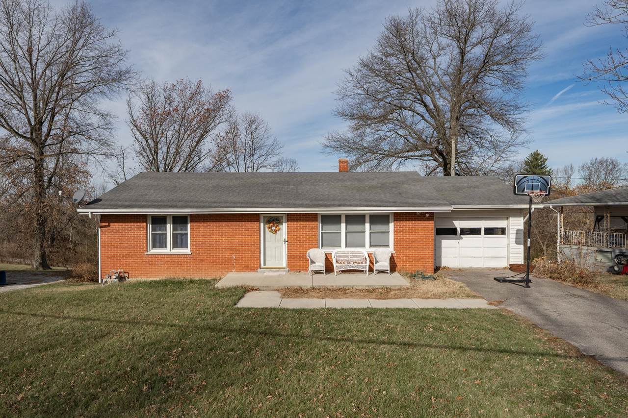300 Sunset Drive - Photo 1