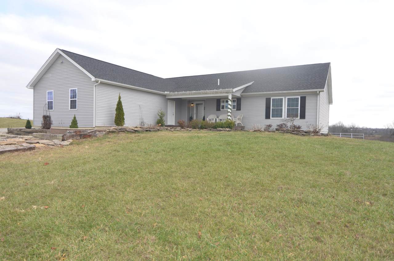 1005 Rogers Road - Photo 1