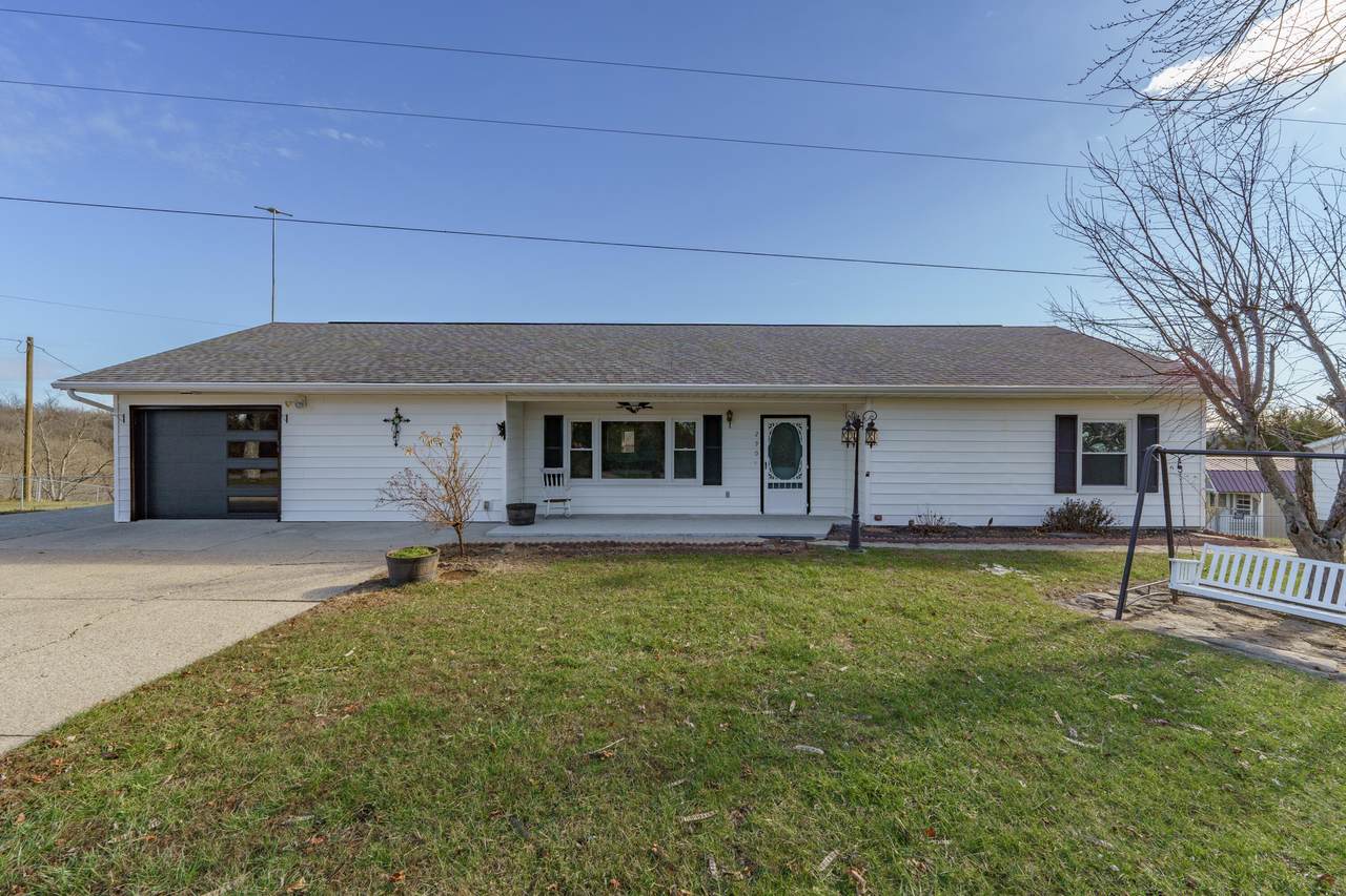 290 Keefer Lawrenceville Road - Photo 1