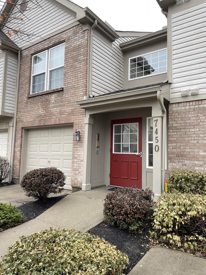 7450 Ridge Edge Court - Photo 1