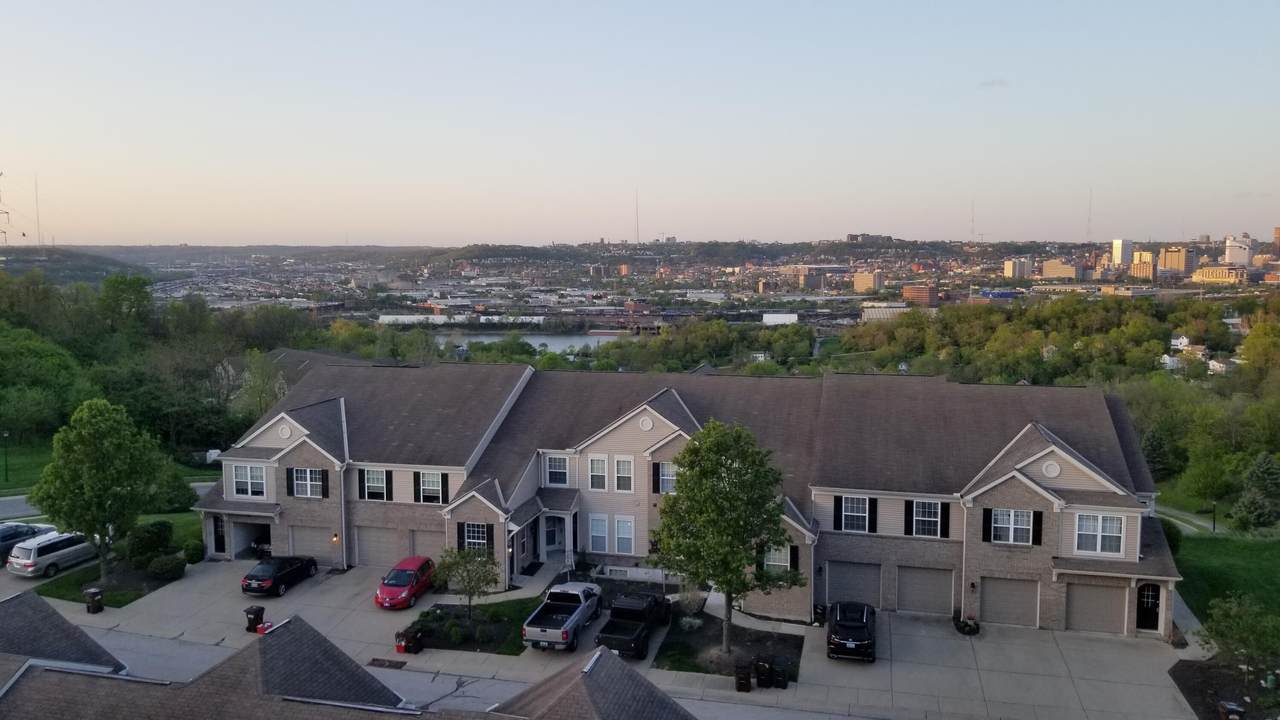 410 Pinnacle Way - Photo 1