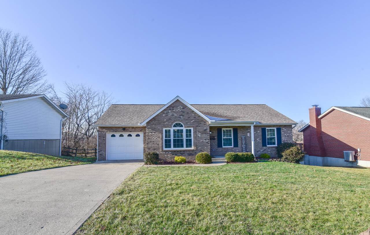 47 Paul Lane - Photo 1