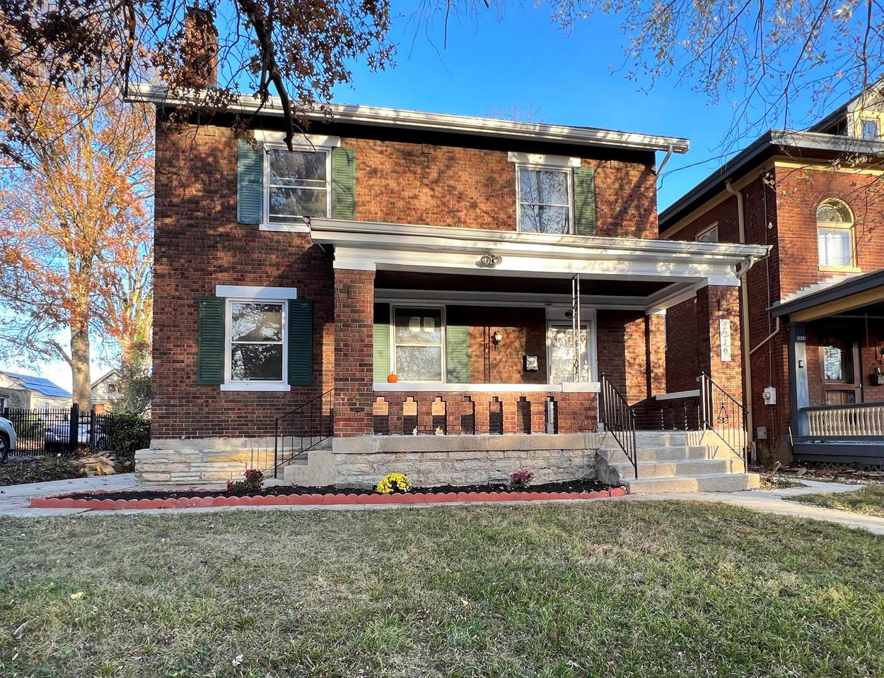 2216 Eastern Avenue - Photo 1