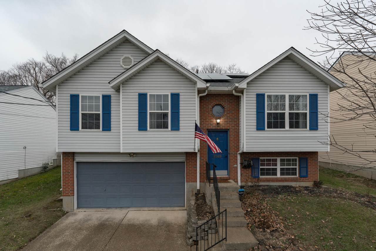 2569 Evergreen Drive - Photo 1