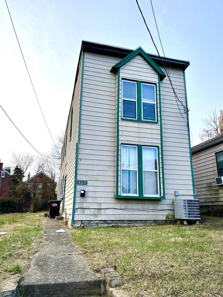405 16th Street - Photo 1