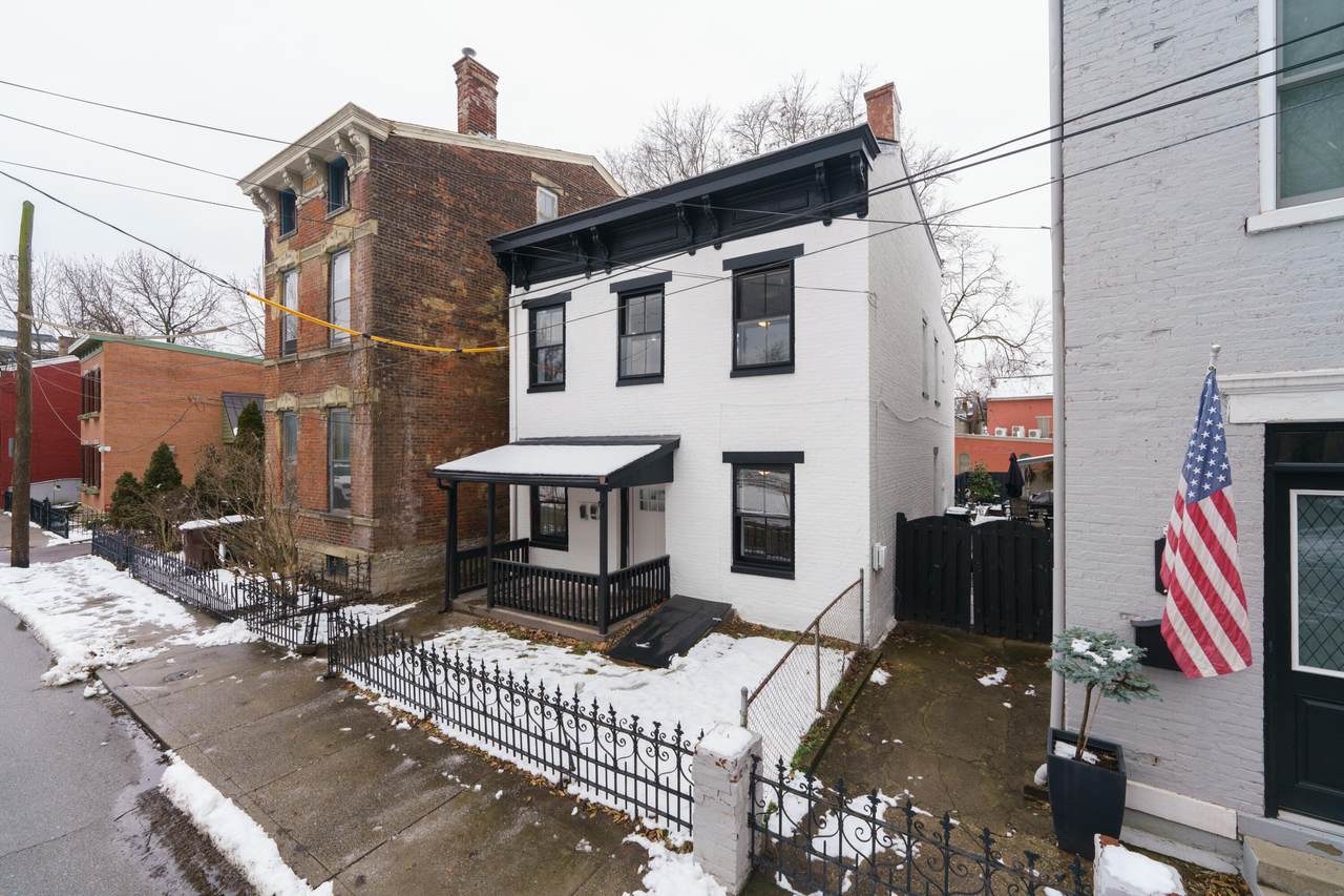 711 Craig Street - Photo 1