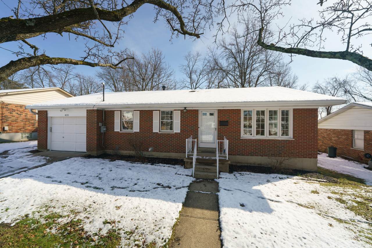 421 Foster Avenue - Photo 1