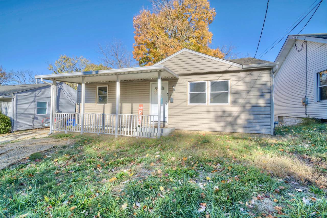 456 Fox Street - Photo 1