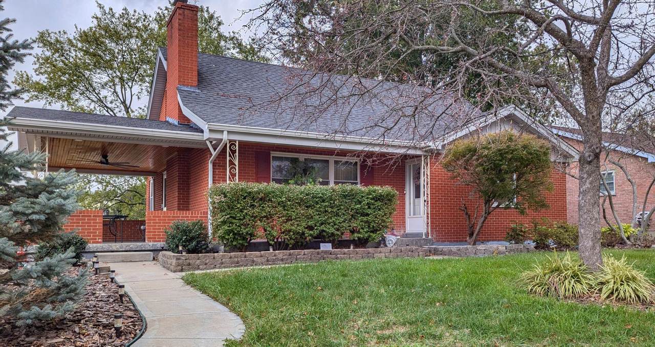 3066 Lindsey Drive - Photo 1