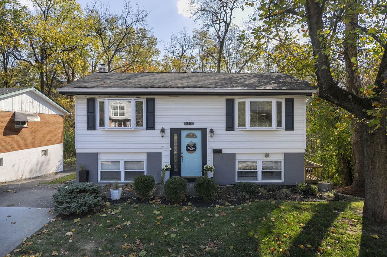 25 Holly Lane - Photo 1