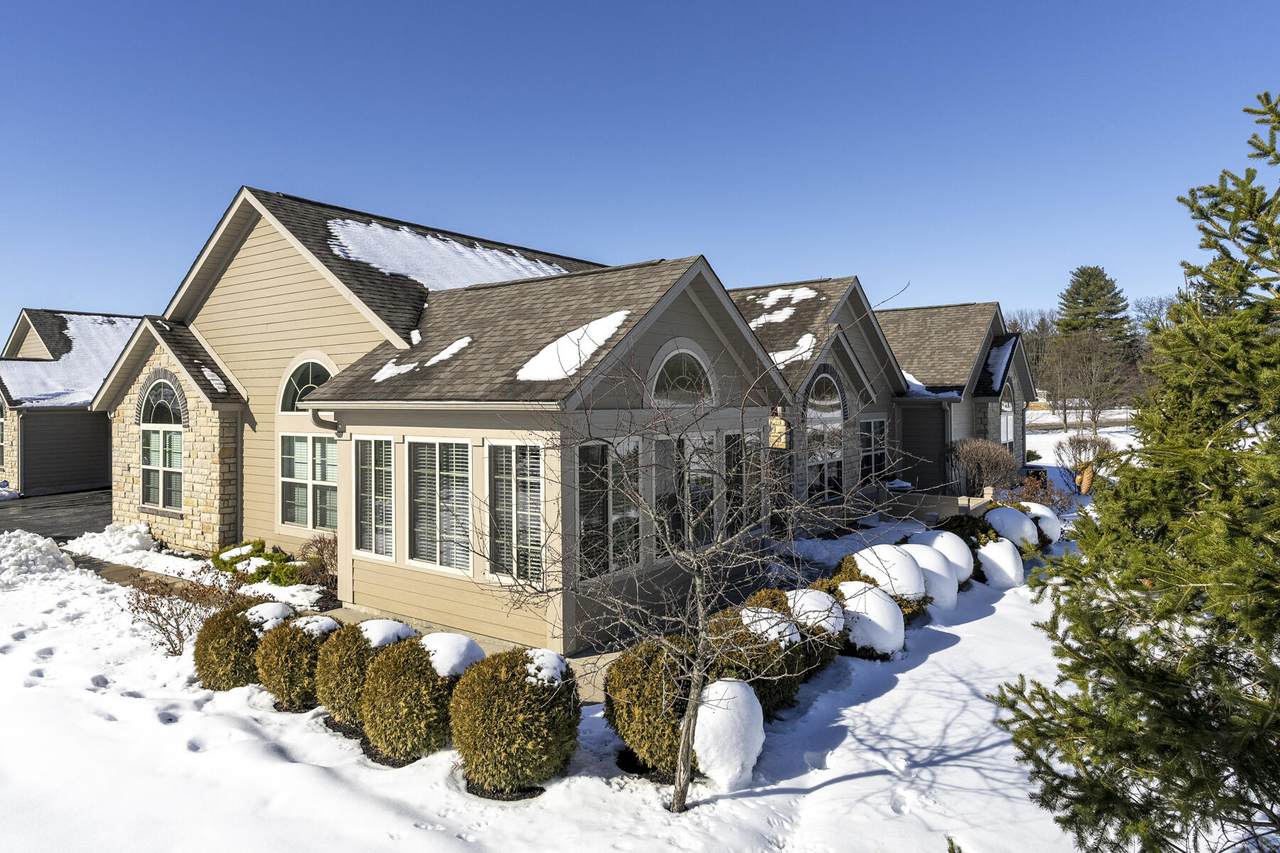 9008 Royal Oak Lane - Photo 1