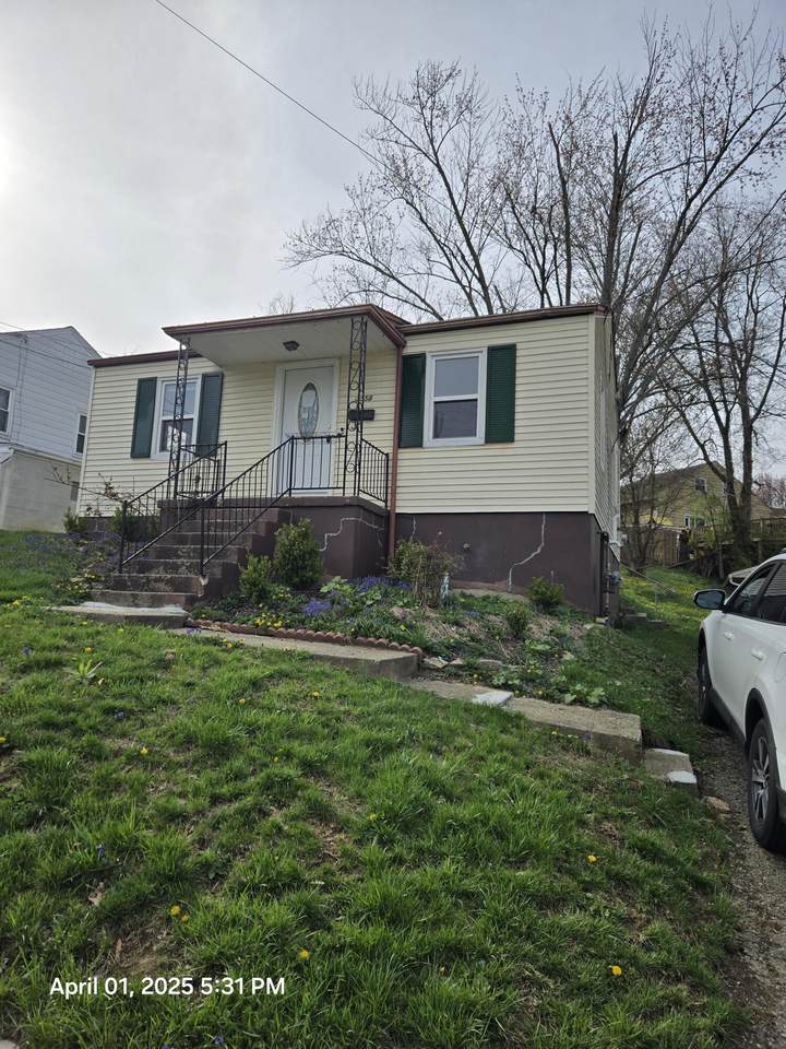 2558 Avon Drive - Photo 1