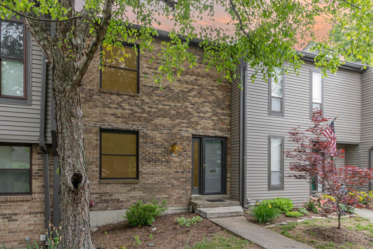 2862 Cliffview Court - Photo 1