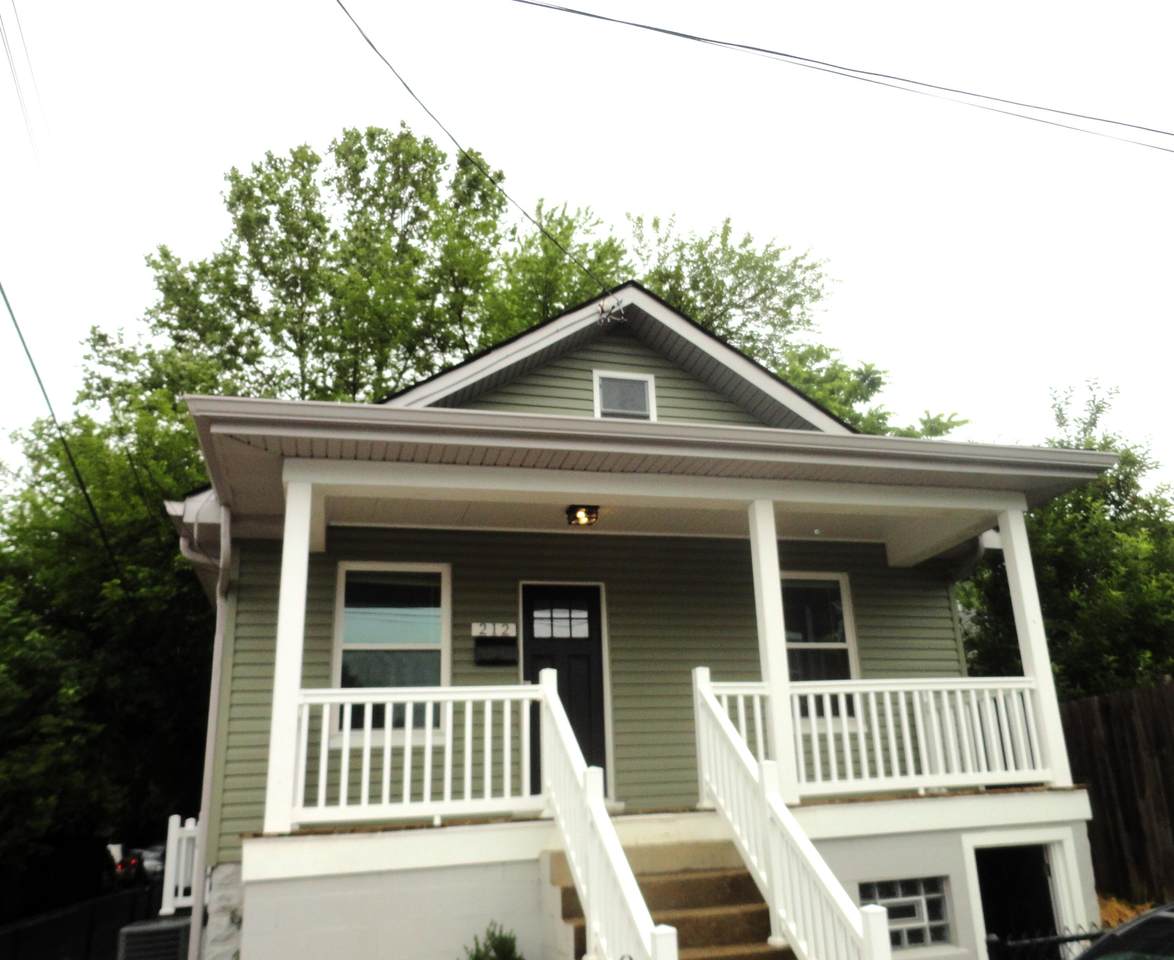 212 W 17th Street - Photo 1