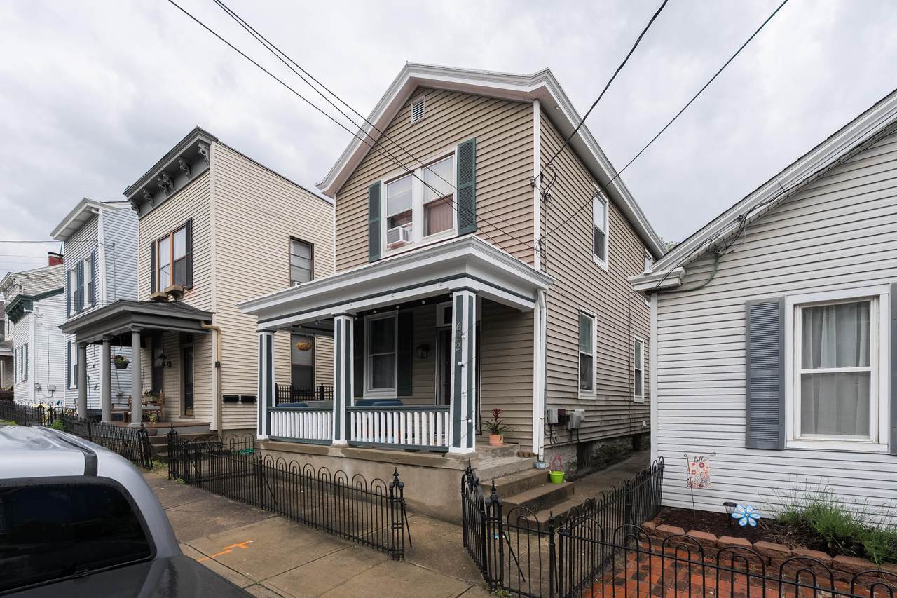 622 12th Street - Photo 1