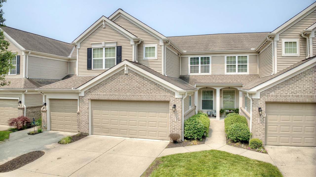 459 Pinnacle Way - Photo 1