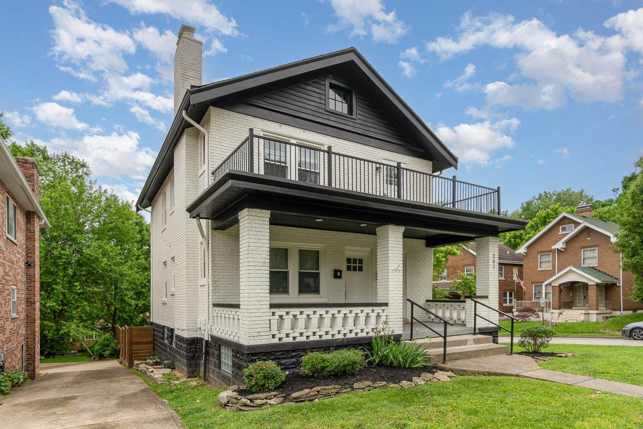 201 26th Street - Photo 1