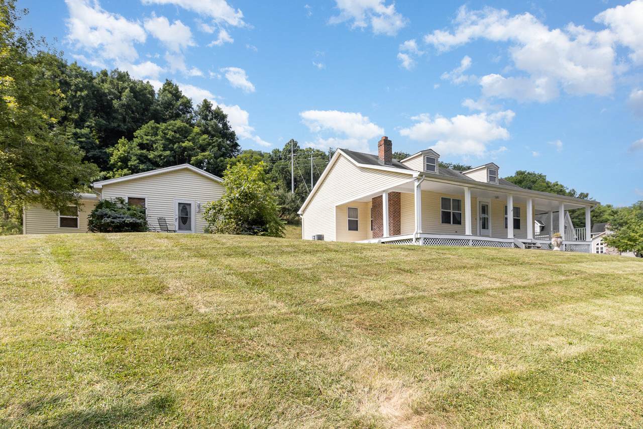 2441 Beaver Road - Photo 1