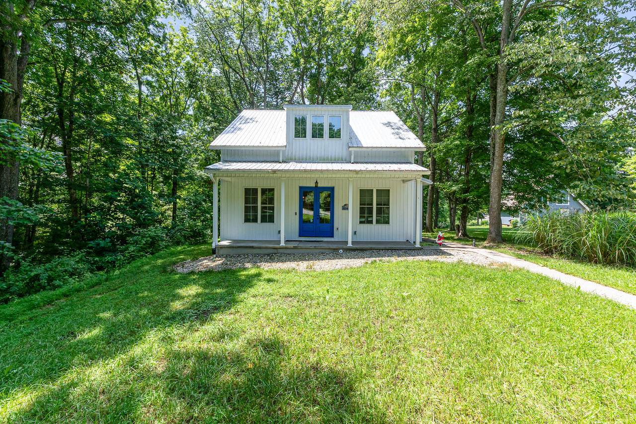 1044 Fogg Road - Photo 1