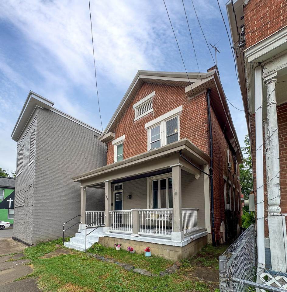 332 21st Street - Photo 1