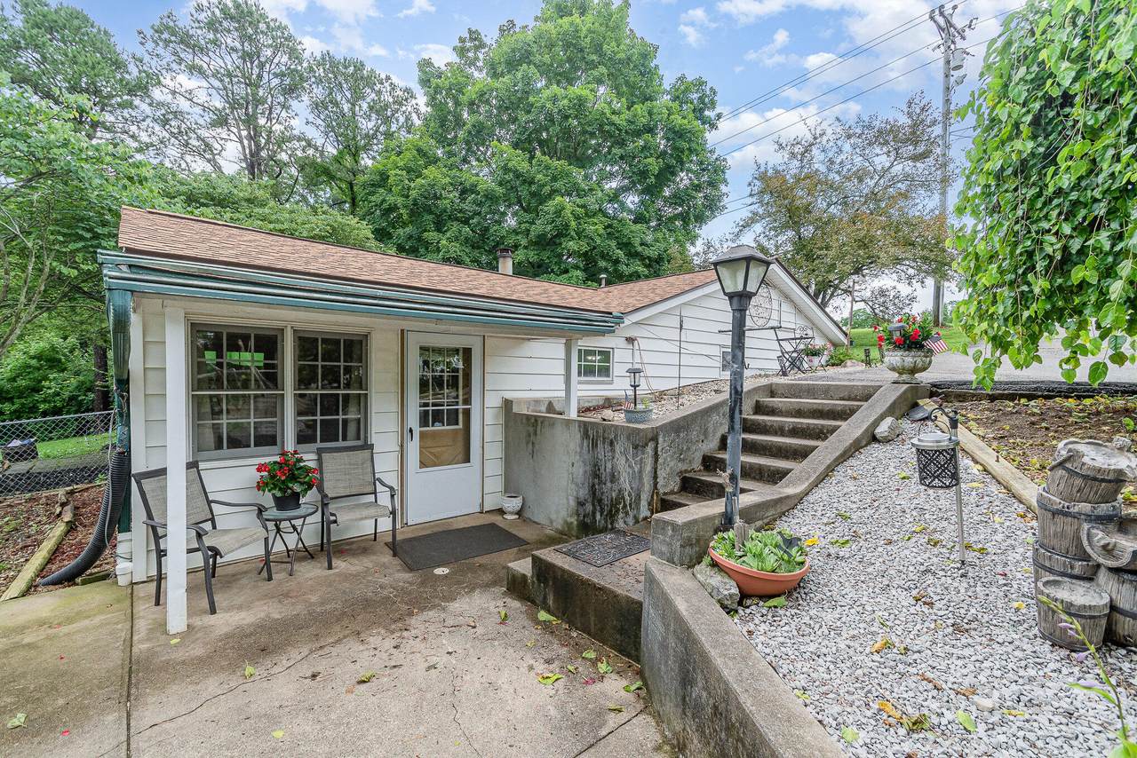 575 Sugar Creek Road - Photo 1