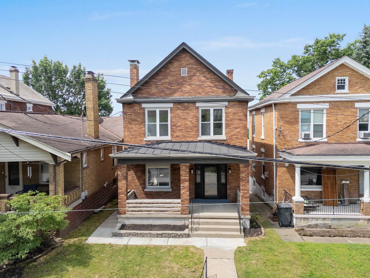 440 Van Voast Avenue - Photo 1