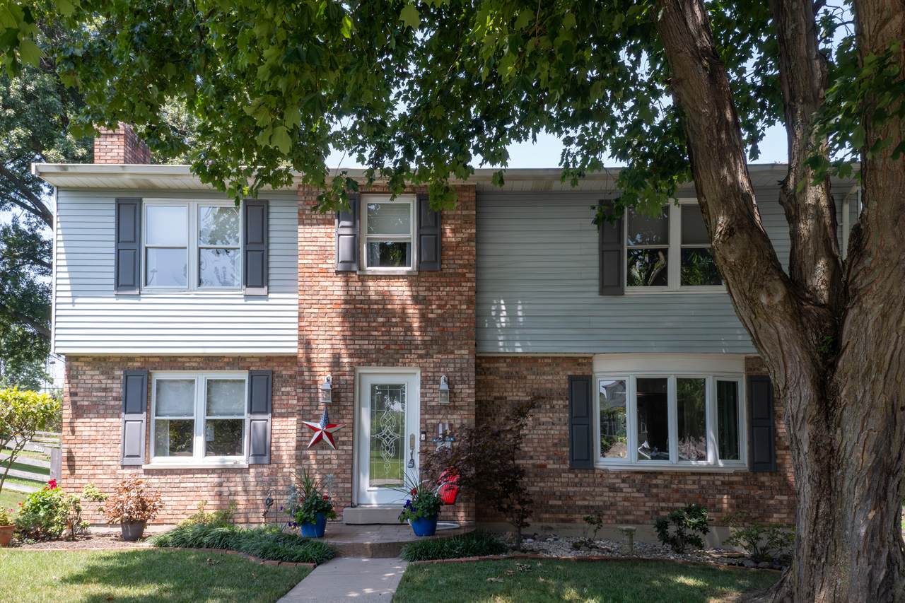 33 Achates Avenue - Photo 1